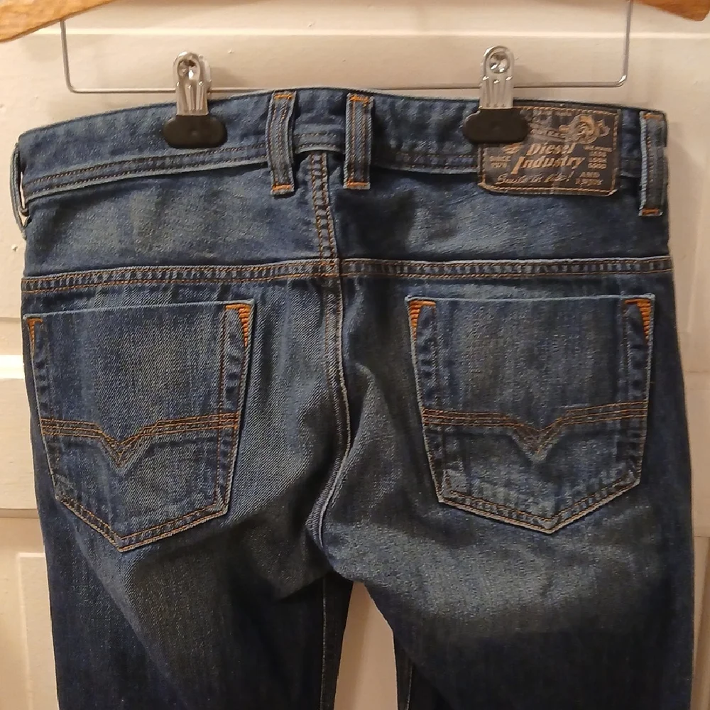 Classic Indigo Regular Slim Straight Men's Jeans 30 X 32